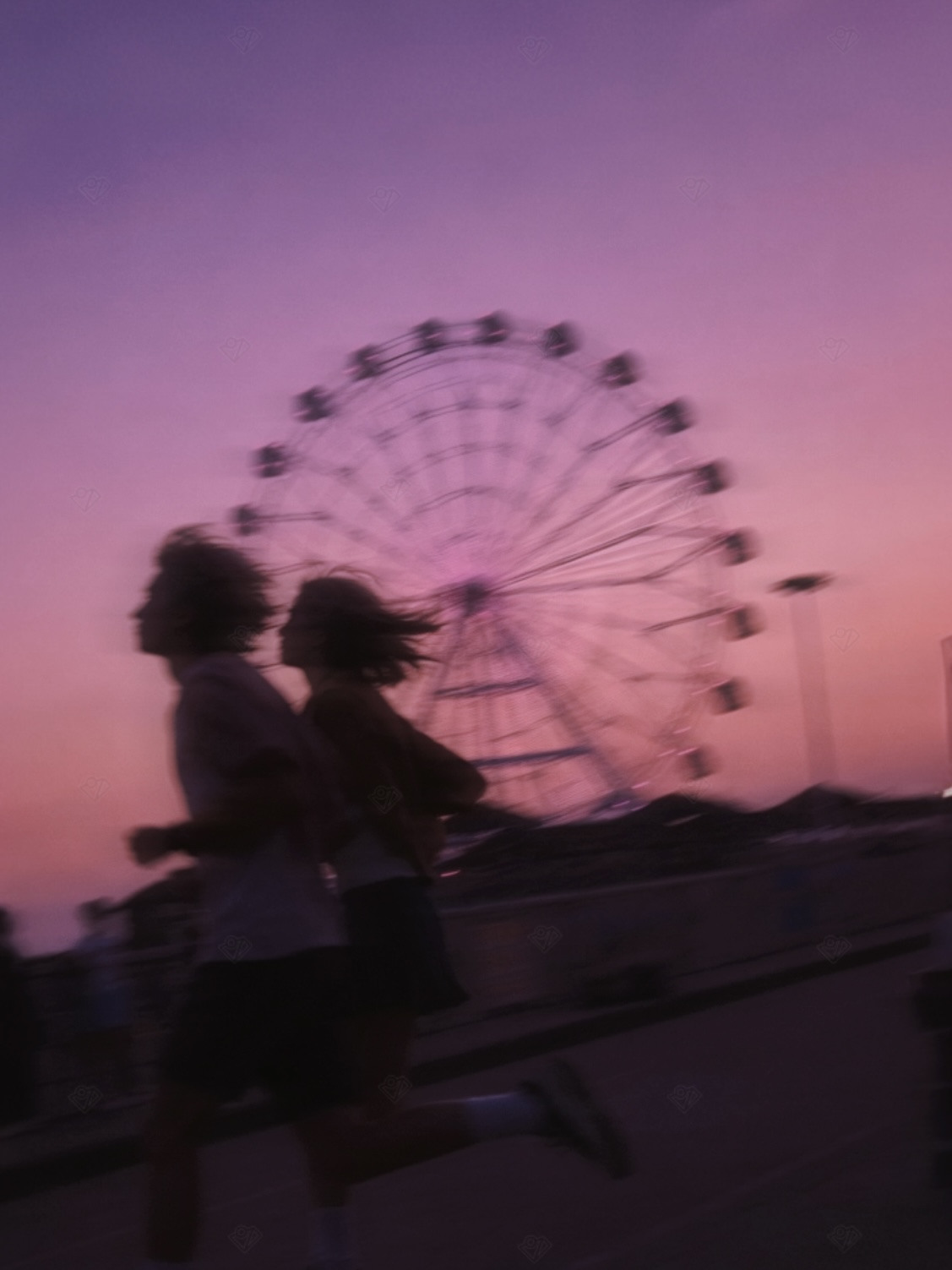 奔向夏夜