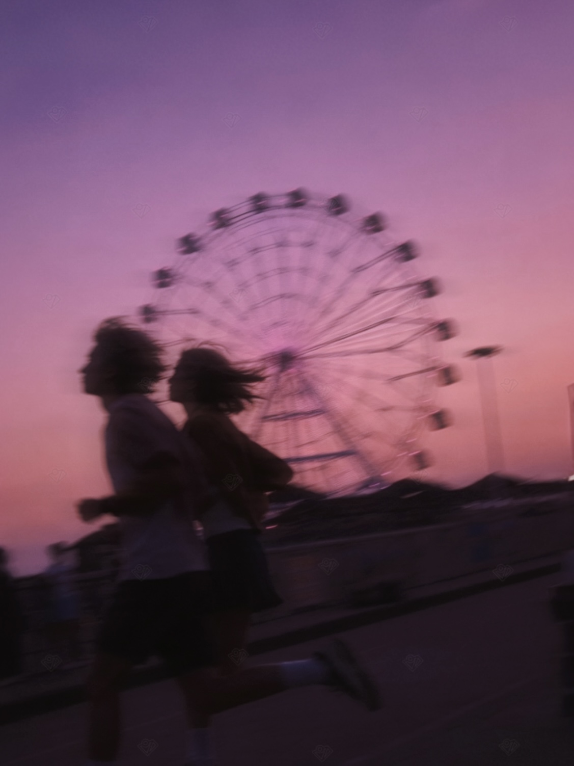 奔向夏夜